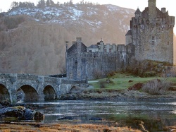 Most, Region Highland, Wyspa Loch Duich, Zamek Eilean Donan, Szkocja